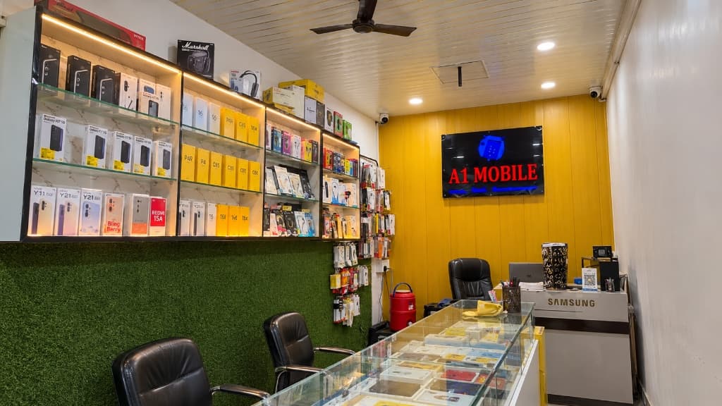 A1 Mobile Shop Basharatpur Gorakhpur Experience Store